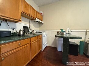 872 Huntington Ave, Unit 11 in Boston, MA - Building Photo - Building Photo