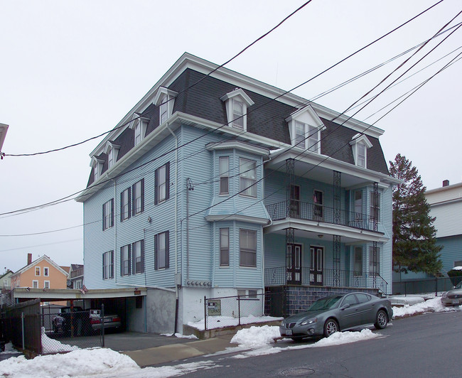 118-120 Locust St in Fall River, MA - Building Photo - Building Photo