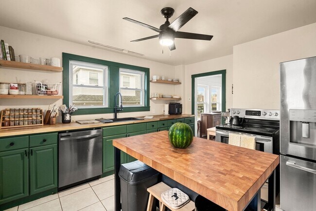property at 15 Slade St