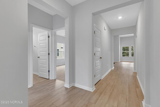 9069 Little Osprey Dr in Carolina Shores, NC - Building Photo - Building Photo