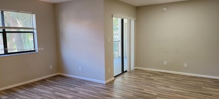 540 S Park Rd in Hollywood, FL - Building Photo - Building Photo