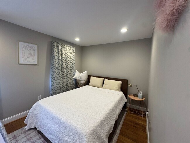 property at 522 E 3rd St