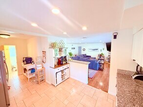 6424 Penfield Ave in Los Angeles, CA - Building Photo - Building Photo