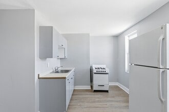 546 N Fulton Ave in Baltimore, MD - Building Photo - Building Photo