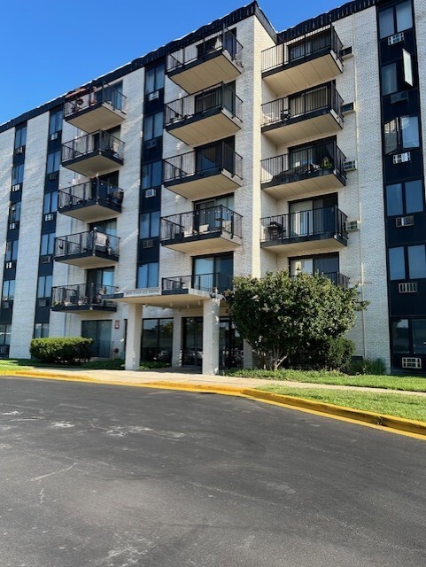 property at 9074 W Terrace Dr