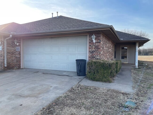 property at 1707 Wilder Ln