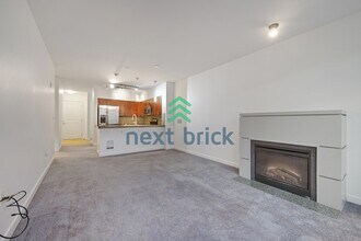 5440 Leary Ave NW in Seattle, WA - Building Photo - Building Photo