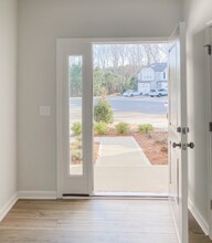 612 Glen Clova Dr in Raleigh, NC - Foto de edificio - Building Photo