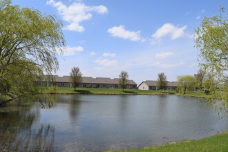 Camden Crossing in Sycamore, IL - Building Photo - Building Photo