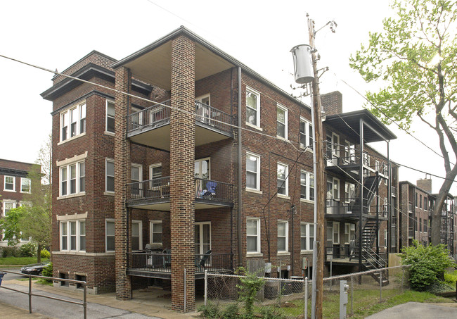 6313 S Rosebury Ave in St. Louis, MO - Foto de edificio - Building Photo