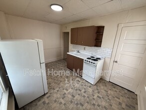 2532 Derry St in Harrisburg, PA - Building Photo - Building Photo