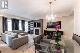 36 McMurrich St in Toronto, ON - Building Photo - Building Photo