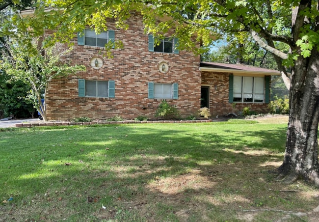 820 Sutton Dr in Chattanooga, TN - Building Photo - Building Photo