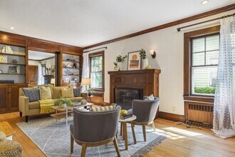 26 Manley Terrace in Maplewood, NJ - Building Photo - Building Photo