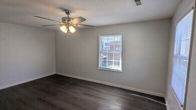 907 Bennett St in Greensboro, NC - Building Photo - Building Photo