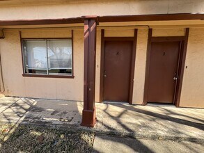 2202 Hunt Dr, Unit Apt A in Killeen, TX - Foto de edificio - Building Photo