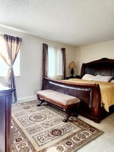1520 S Evanston St in Aurora, CO - Foto de edificio - Building Photo
