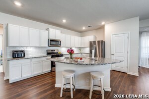 5012 Punch Shot in San Antonio, TX - Building Photo