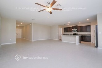 2224 Treesdale Ave in Ruskin, FL - Foto de edificio - Building Photo