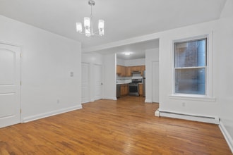 149 Grant Ave, Unit 2C in Jersey City, NJ - Foto de edificio - Building Photo