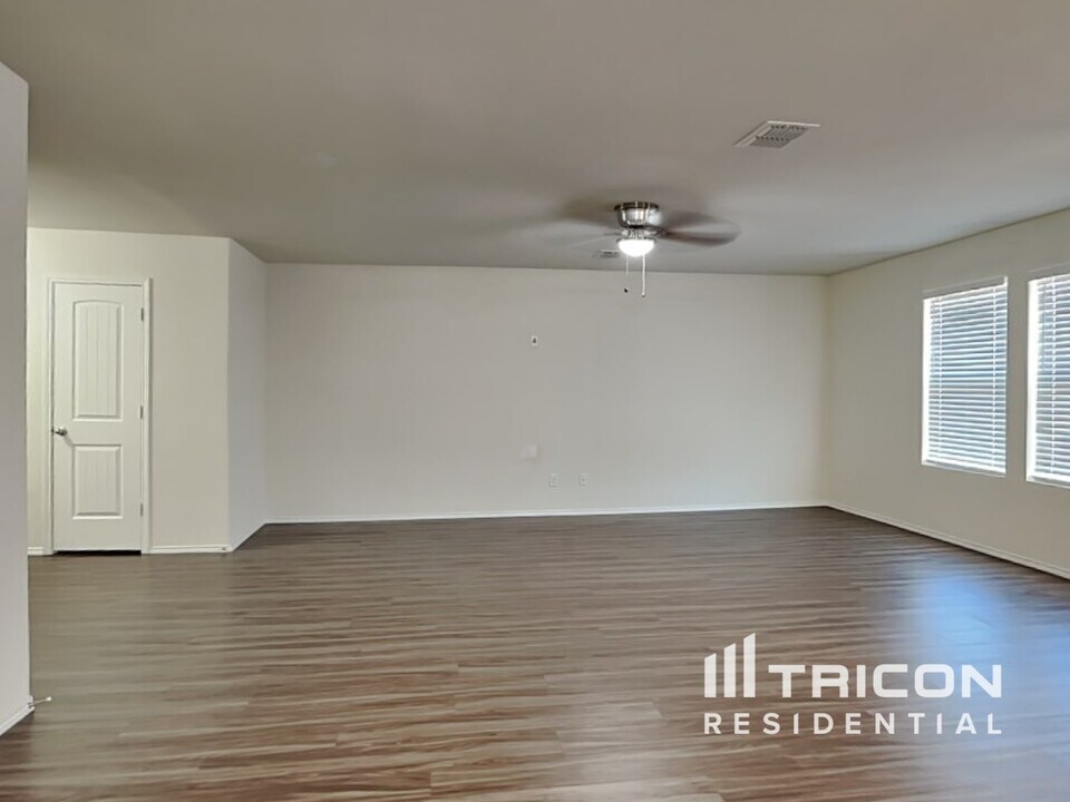 5632 McClelland St in Heath, TX - Building Photo