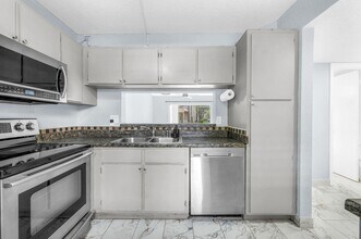 2455 NW 89th Dr in Coral Springs, FL - Building Photo - Building Photo