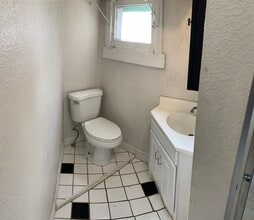 2 Elk St, Unit B in Morgantown, WV - Building Photo - Building Photo