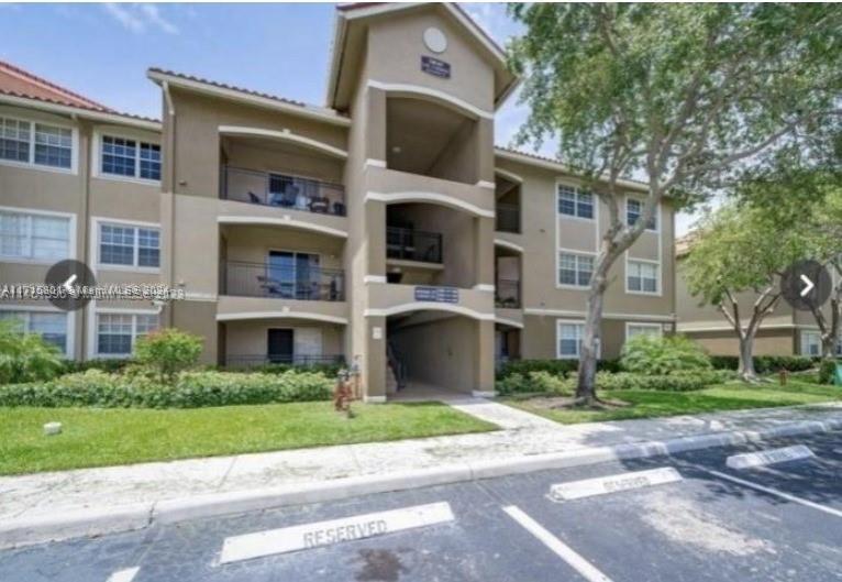 11630 SW 2nd St, Unit # 17307 in Pembroke Pines, FL - Foto de edificio