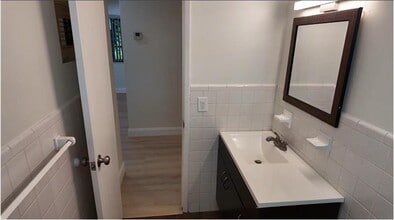 600 NW 38th Ct in Deerfield Beach, FL - Building Photo - Building Photo