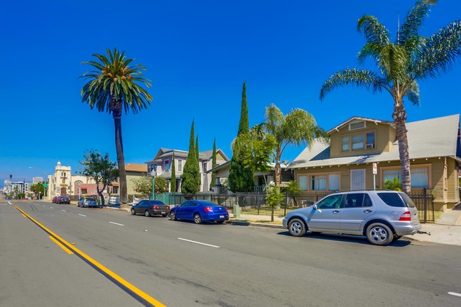 2252-2256 Market St in San Diego, CA - Building Photo - Building Photo