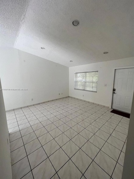 4317 SW 136th Pl in Miami, FL - Building Photo - Building Photo