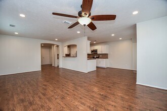 1115 Eden Park Ln in Houston, TX - Building Photo - Building Photo