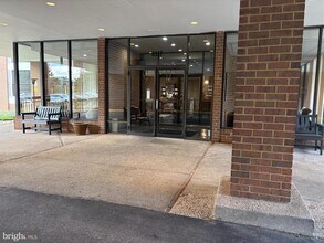 6317 Park Heights Ave in Baltimore, MD - Building Photo - Building Photo