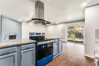 811 Sunny Slope Dr in Allen, TX - Building Photo - Building Photo