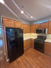 8085 Leno Dr in Windsor, CA - Building Photo - Building Photo