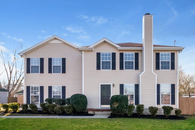 property at 606 Rocky Ridge Cir