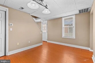 1336 Susquehanna St, Unit 2 - upstairs in Harrisburg, PA - Foto de edificio - Building Photo