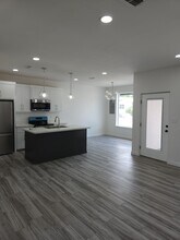 710 W Seminole Ave in Pharr, TX - Building Photo - Building Photo