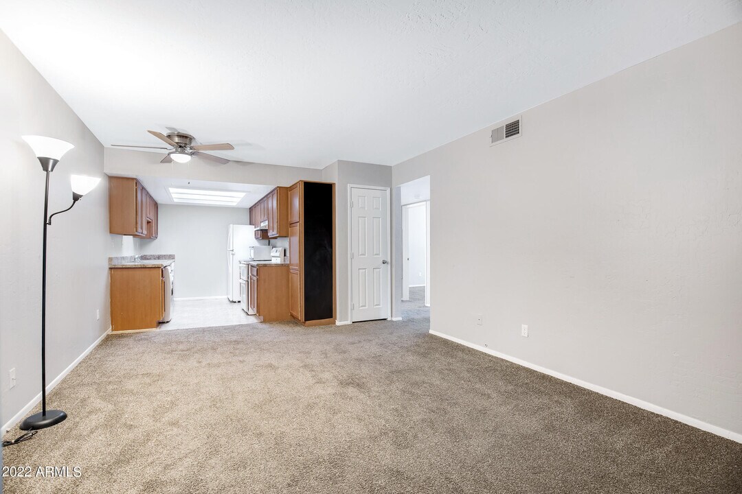 16602 N 25th St-Unit -218 in Phoenix, AZ - Building Photo