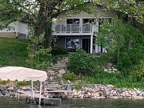 24109 64th Pl in Salem Lakes, WI - Foto de edificio - Building Photo