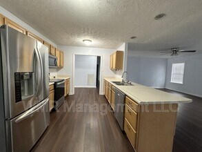 223 Woodland Dr in Raeford, NC - Building Photo - Building Photo