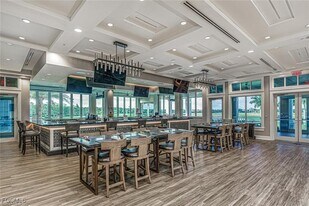 10053 Majestic Ave in Ft. Myers, FL - Building Photo