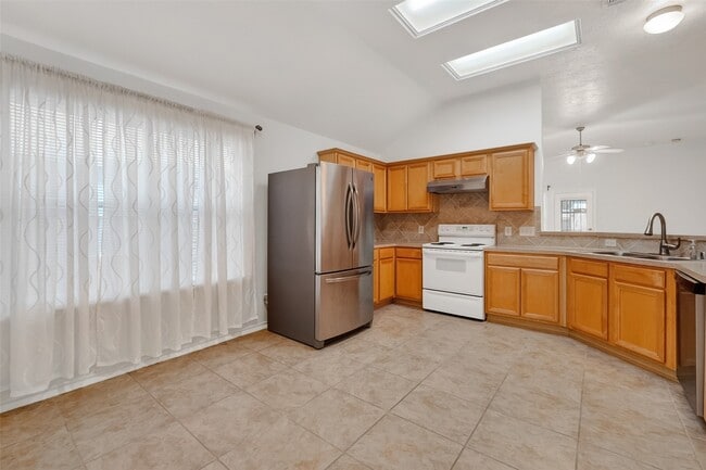 property at 10422 Acacia Forest tr