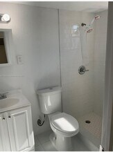 6780 SW 44th St in Miami, FL - Building Photo - Building Photo