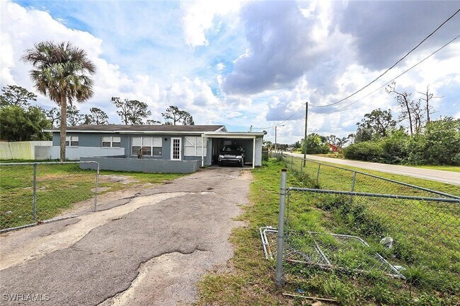 property at 106 Leeland Heights Blvd W