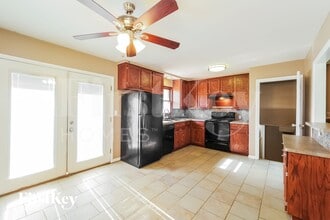 4837 Overton Ave in Kansas City, MO - Building Photo - Building Photo