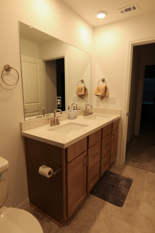 2911 Tavern Dr, Unit A in Pflugerville, TX - Building Photo - Building Photo