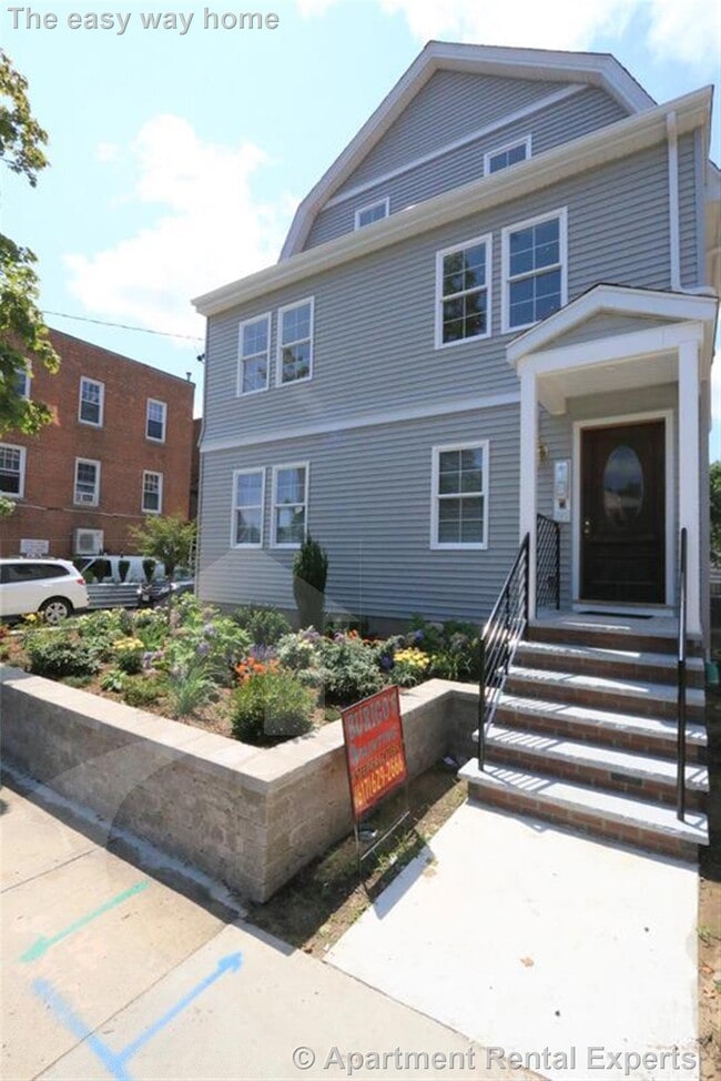 220 Massachusetts Ave