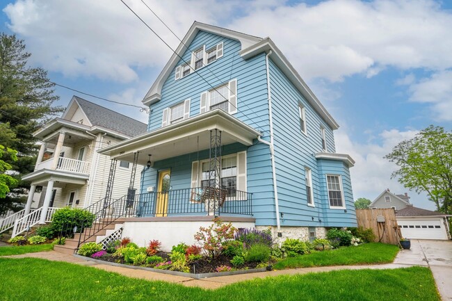 property at 3954 Spencer Ave