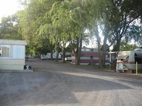 1844 W Broadway Ave in Moses Lake, WA - Building Photo - Building Photo